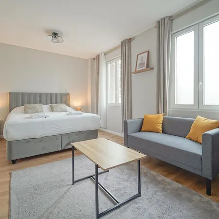 Trianon Ouen Saint-Ouen (Seine-Saint-Denis)