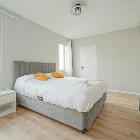 Trianon Ouen Saint-Ouen (Seine-Saint-Denis)