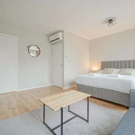 Trianon Ouen Hotel Saint-Ouen (Seine-Saint-Denis)